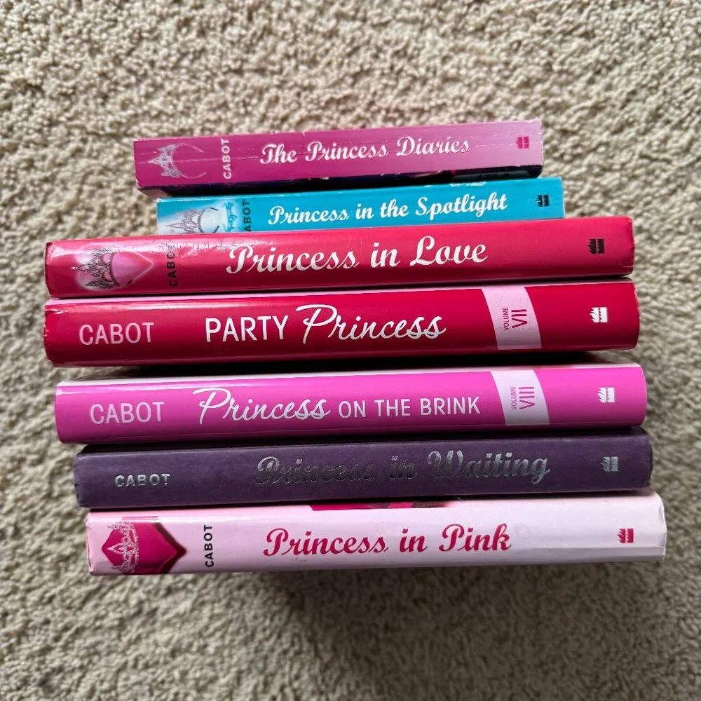 Meg Cabot Princess Diaries Books - Picture 1 of 1